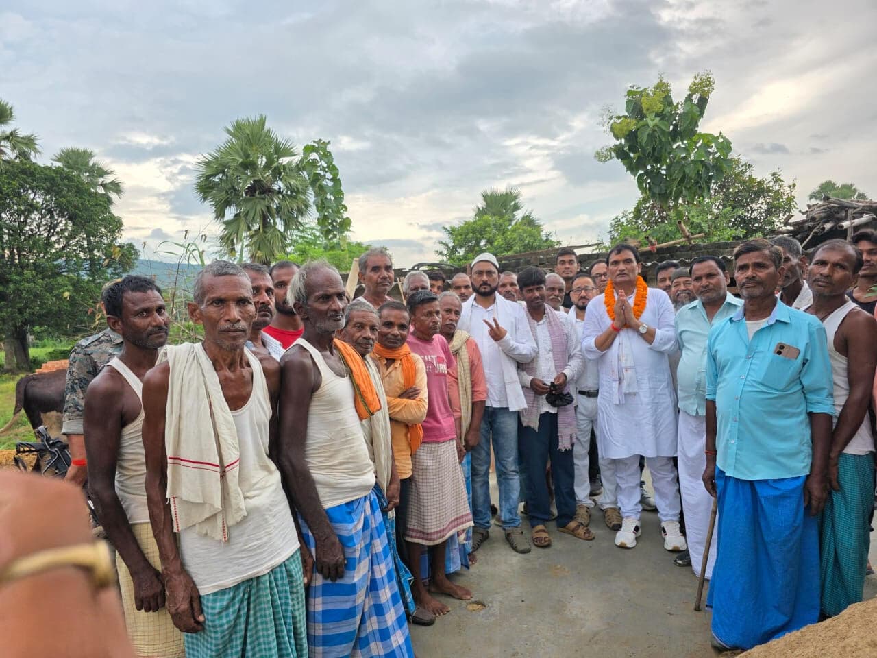 लोकतंत्र में असली मालिक जनता होती है : डॉ अनुज