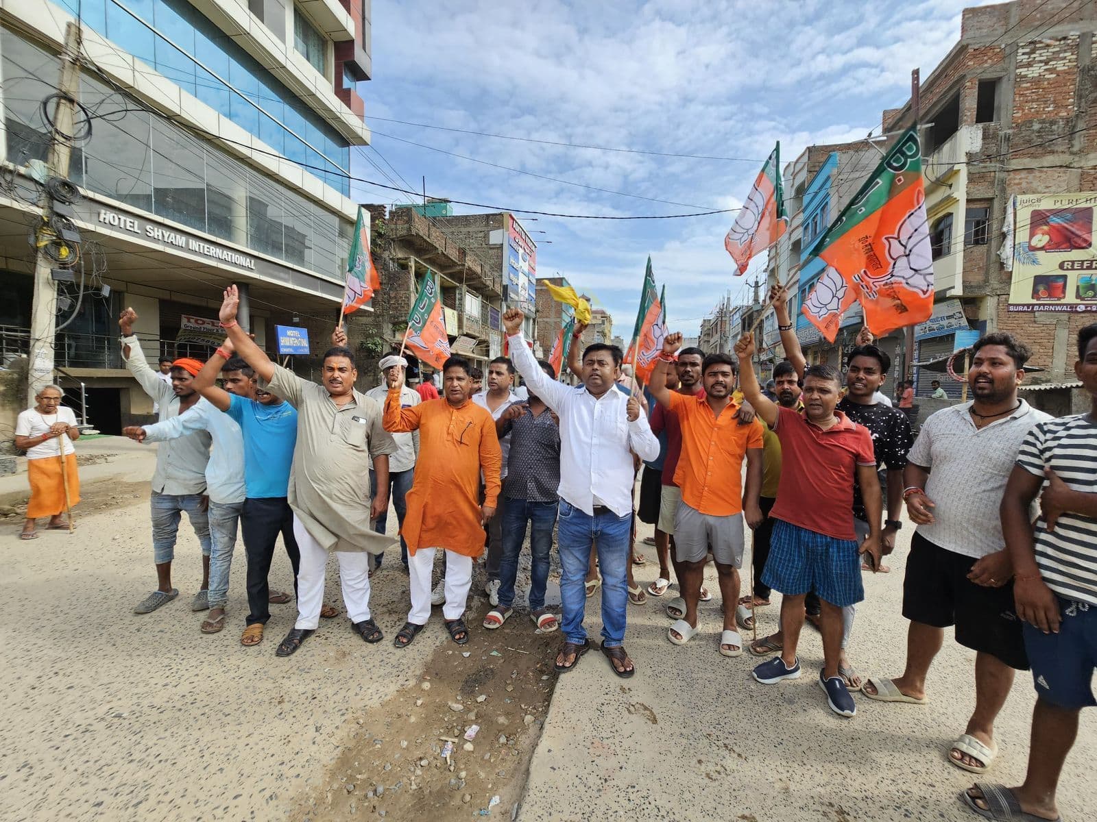 Motihari: रक्सौल में बंदी का दिखा मिला जुला असर