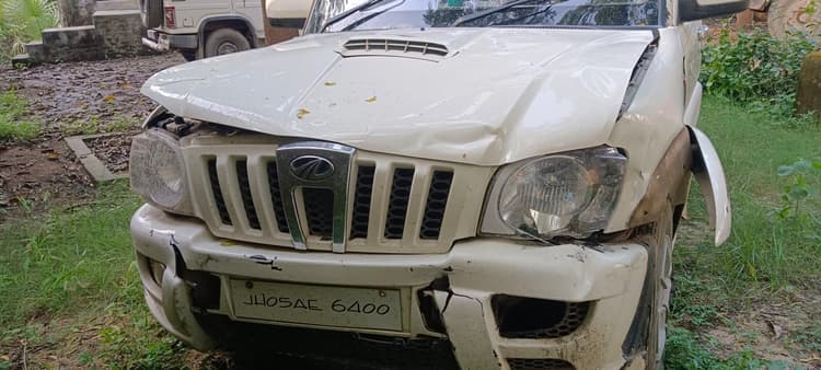 सदर डीएसपी के वाहन में स्कॉर्पियो ने मारी टक्कर, डीएसपी समेत पांच घायल