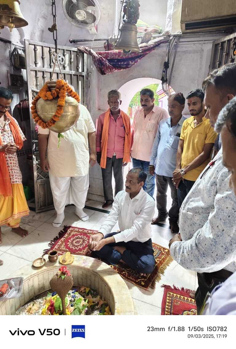 बाबा गोरखनाथ धाम में जिला जज ने की पूजा