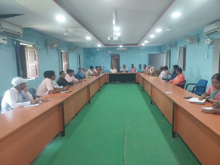 20 सूत्री की बैठक से नदारद रहे कई पदाधिकारी