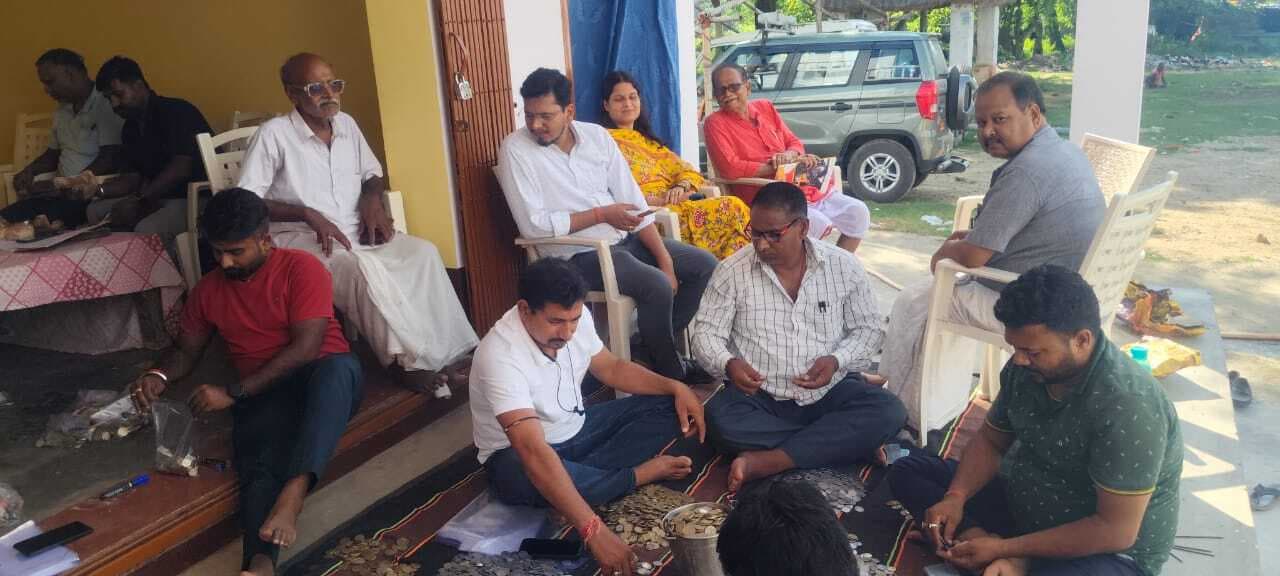 तिलडीहा दुर्गा मंदिर के तीन दान पेटी से मिले चार लाख रुपये