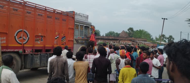 ट्रक की चपेट में आने से वृद्ध की मौत