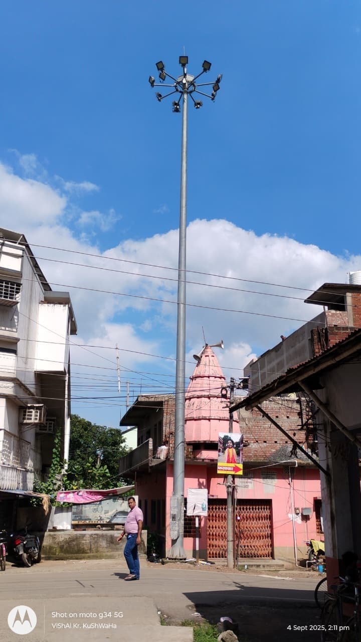 बरहरवा नपं की अधिकांश लाइटें खराब, किसी को परवाह नहीं