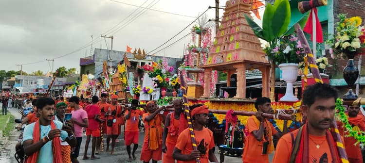 पिपरा में कावरियों का किया गया भव्य  स्वागत