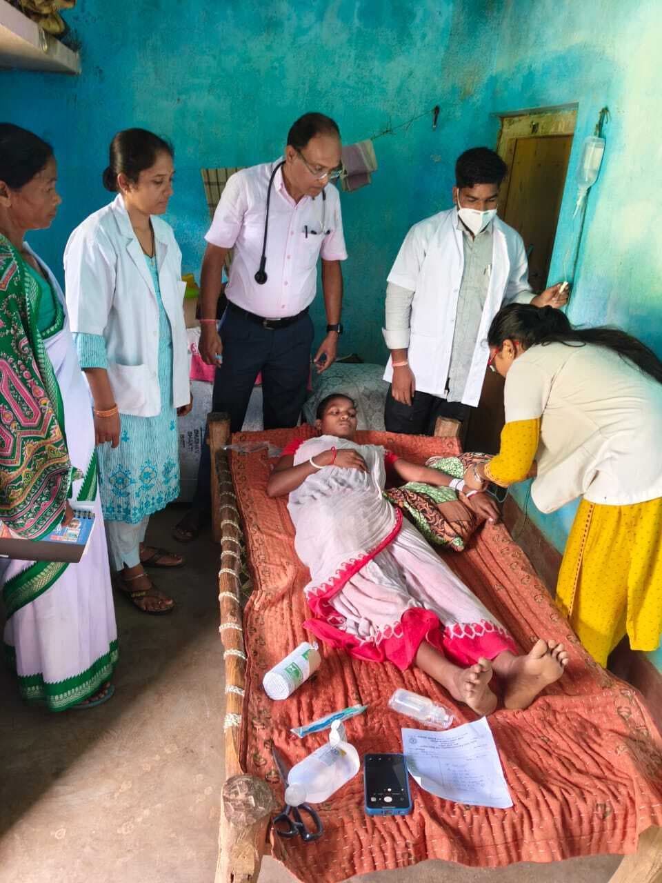 Jamshedpur News : बोड़ाम-पटमदा प्रखंड में बढ़ा डायरिया का प्रकोप, पहुंची स्वास्थ्य विभाग की टीम