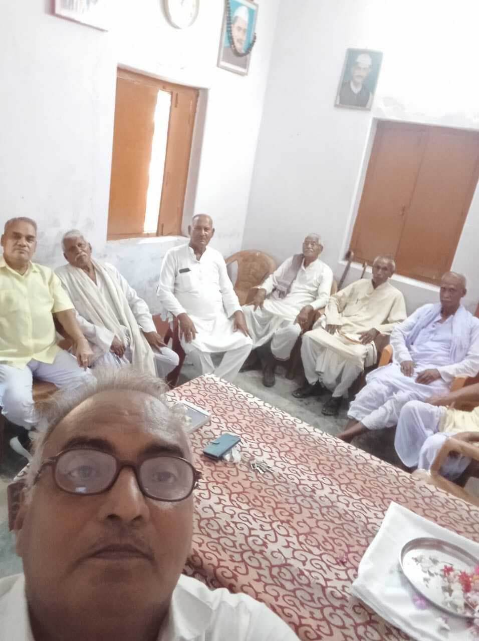 कुदरा पेंशनर भवन में मनायी गयी सर्वपल्ली राधाकृष्णन की जयंती