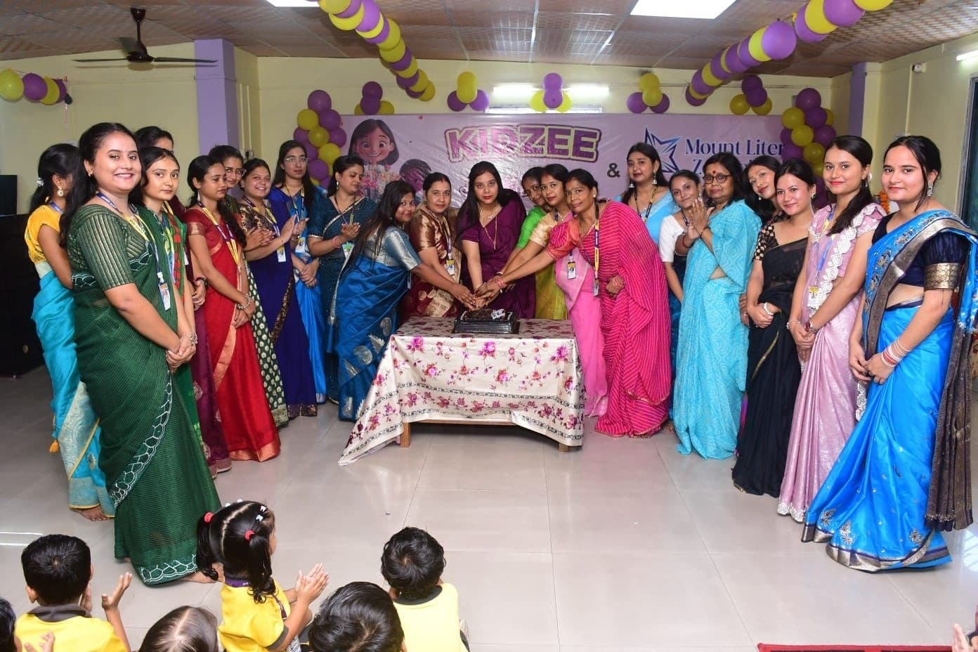 किडजी जॉनी  व माउंट लिटेरा जी स्कूल में उत्साह के साथ मना शिक्षक दिवस