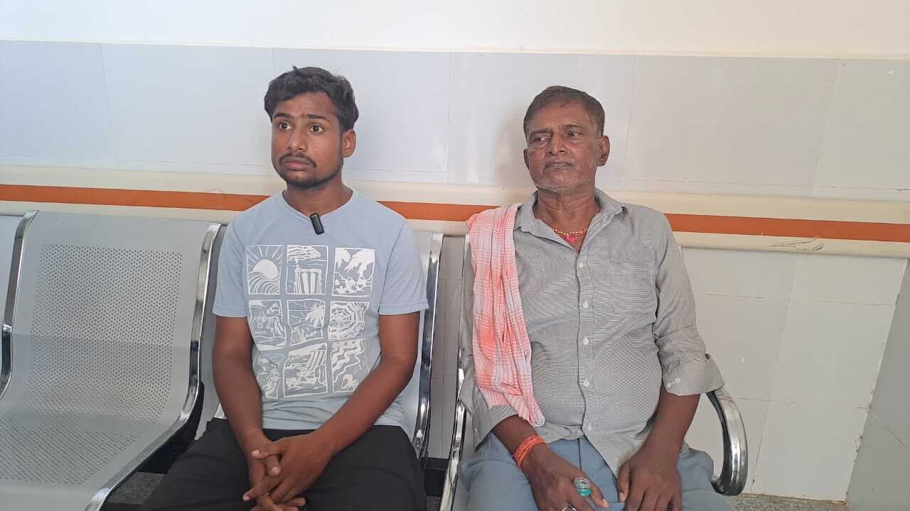 पुलिस की बर्बरता : नहीं मिला वांछित, घरवालों की जमकर की पिटाई