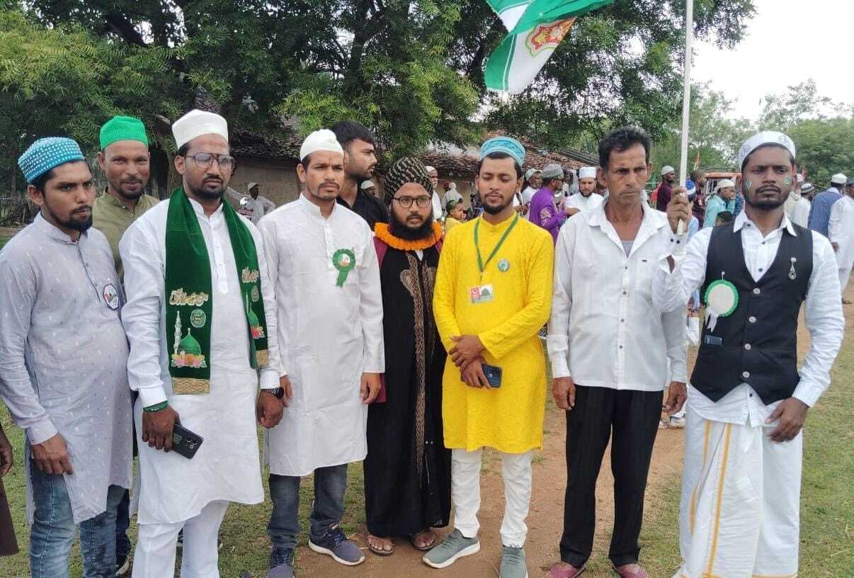 मुस्लिम समुदाय ने पैगंबर मोहम्मद साहब के जन्मदिन पर मांगी अमन चैन की दुआ