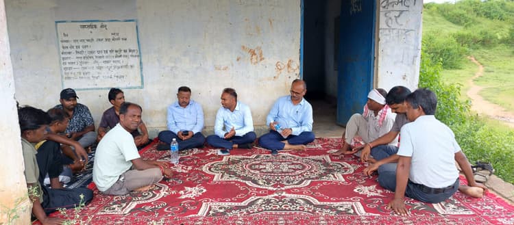 वार्ता विफल, आज से पिपरवार रेलवे लाइन फेज वन का कार्य बंद