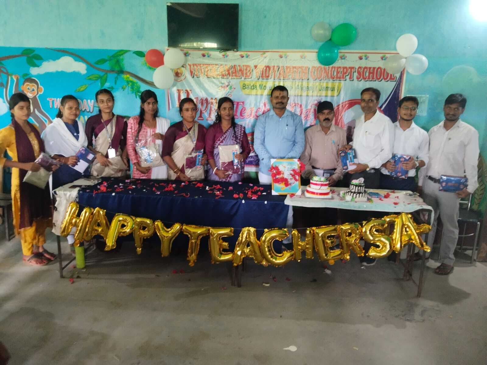 अलीगंज  में धूमधाम से मनाया गया शिक्षक दिवस