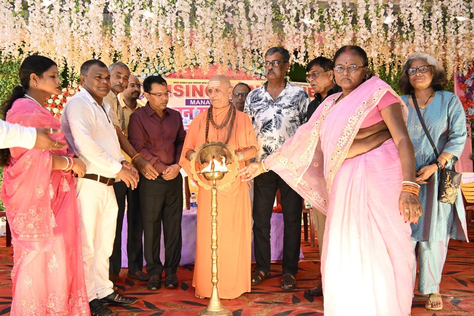 शिक्षक दिवस पर शिक्षकों को किया गया सम्मानित