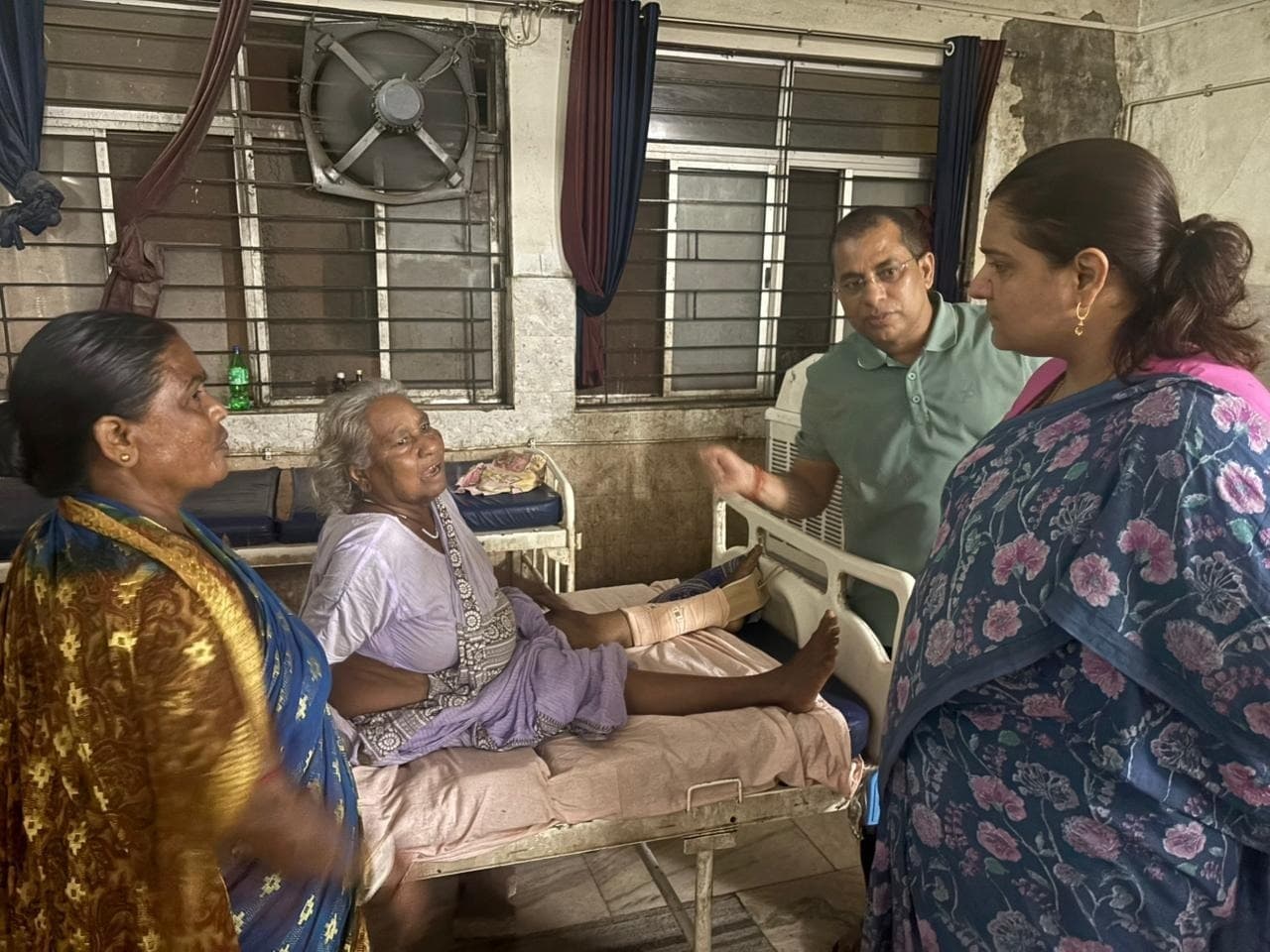 Bokaro News : सदर अस्पताल में साफ-सफाई का रखें ध्यान : श्वेता सिंह