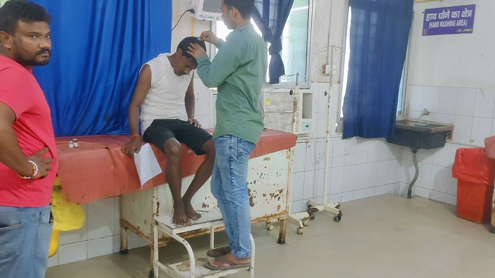 भूमि विवाद को लेकर मारपीट में  दो लोग घायल, भर्ती