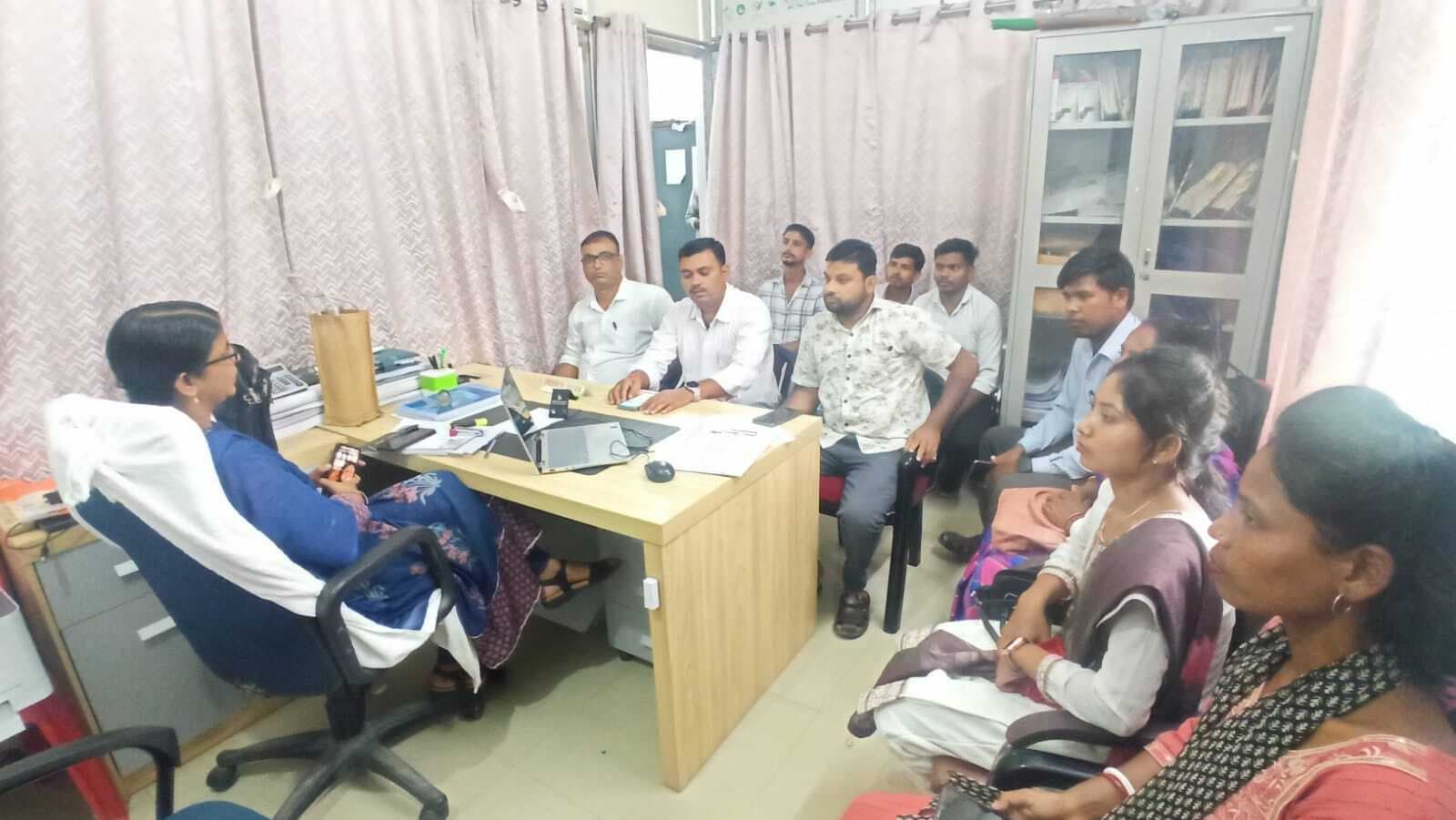 जिला विधिक सेवा प्राधिकार के स्वयं सेवकों का प्रशिक्षण