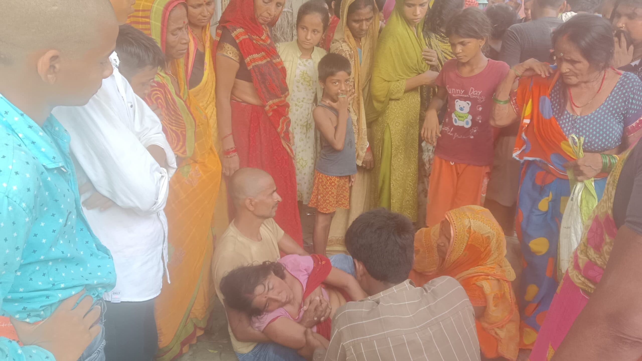 Motihari : स्टैंड फैन जोड़ने के दौरान करेंट लगने से युवती की मौत