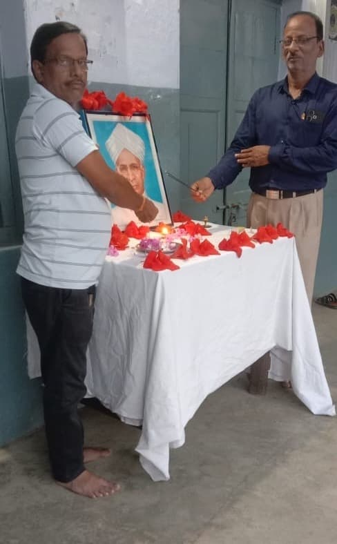 एसीसी उच्च विद्यालय में मना शिक्षक दिवस