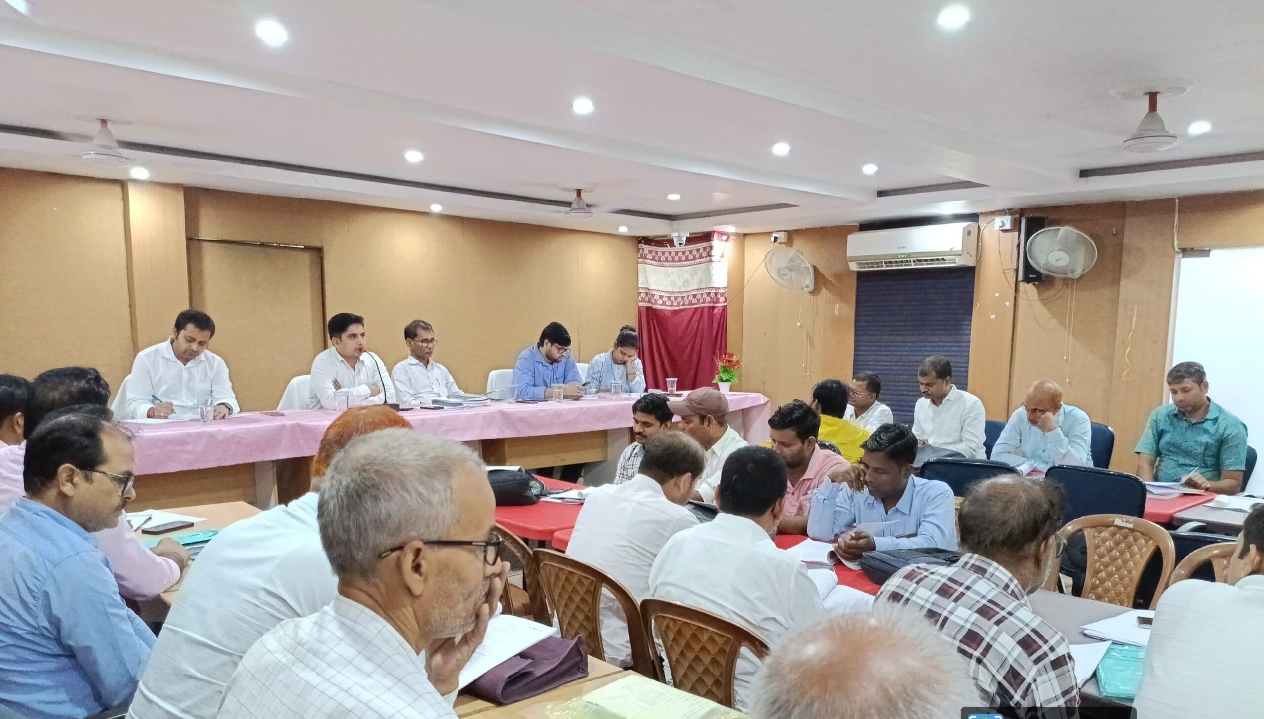 Samastipur News:सेक्टर पदाधिकारियों को प्रतिवेदन देने का निर्देश