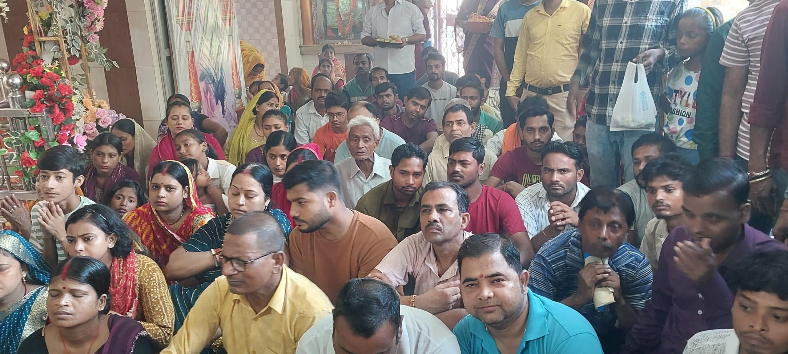 अनंत चतुर्दशी को ले मंदिरों में उमड़ी श्रद्धालुओं की भीड़