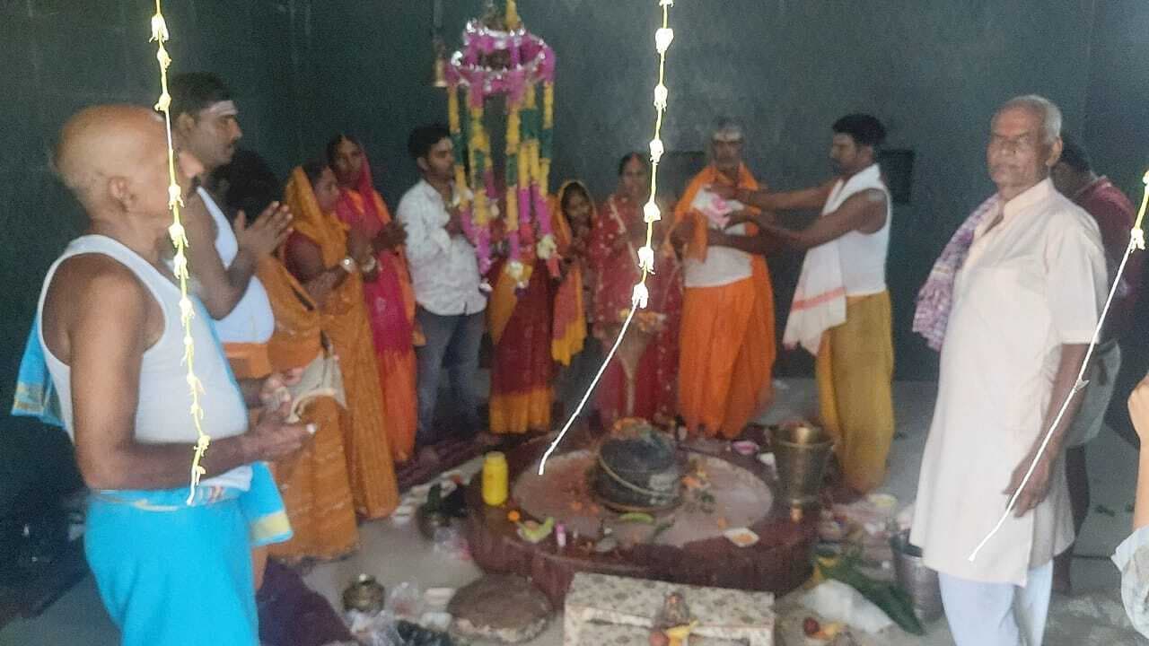 भंडारी धाम में भव्य पूजा और हवन संपन्न