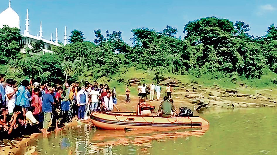 दामोदर नदी में नहाने के दौरान डूब गये दो बच्चे, तलाश जारी