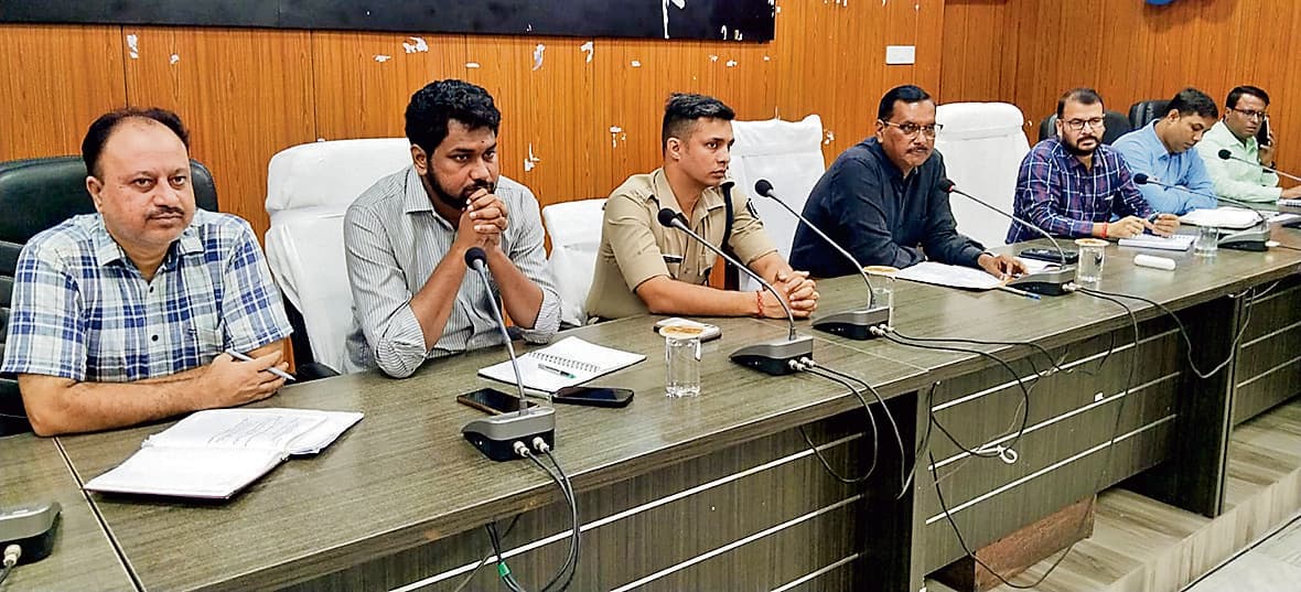 Gopalganj News : सभी दुर्गापूजा समितियां करेंगी ड्रेस कोड में 40 स्वयंसेवकों की तैनाती