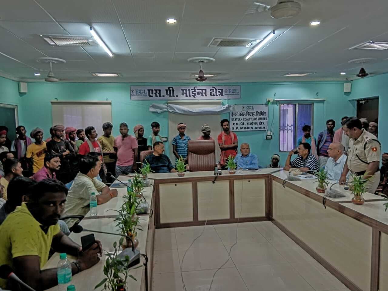 कोयला के अभाव नहीं मिल रहा है कैजुअल मजदूरों को काम : पूर्व स्पीकर