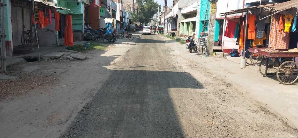 जमालपुर-फुलका-धरहरा सड़क का निर्माण कार्य आरंभ