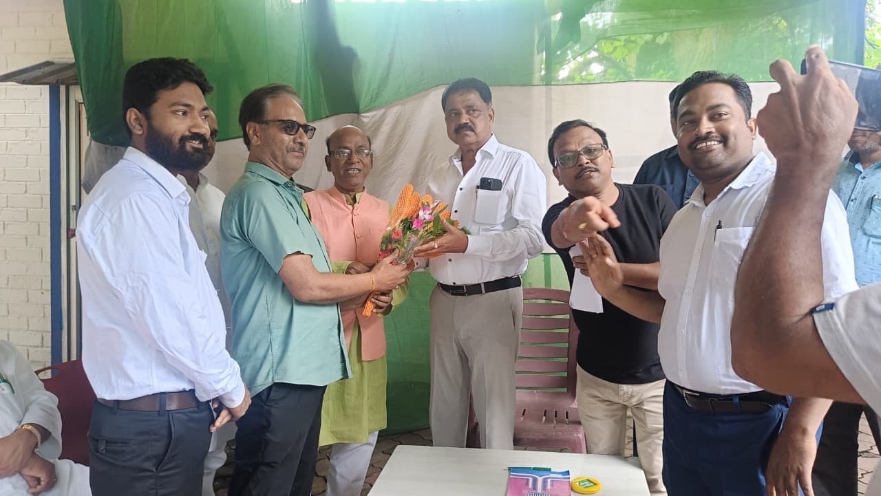 Giridih News :अकादमियों के गठन को लेकर कला संगम ने मंत्री का जताया आभार