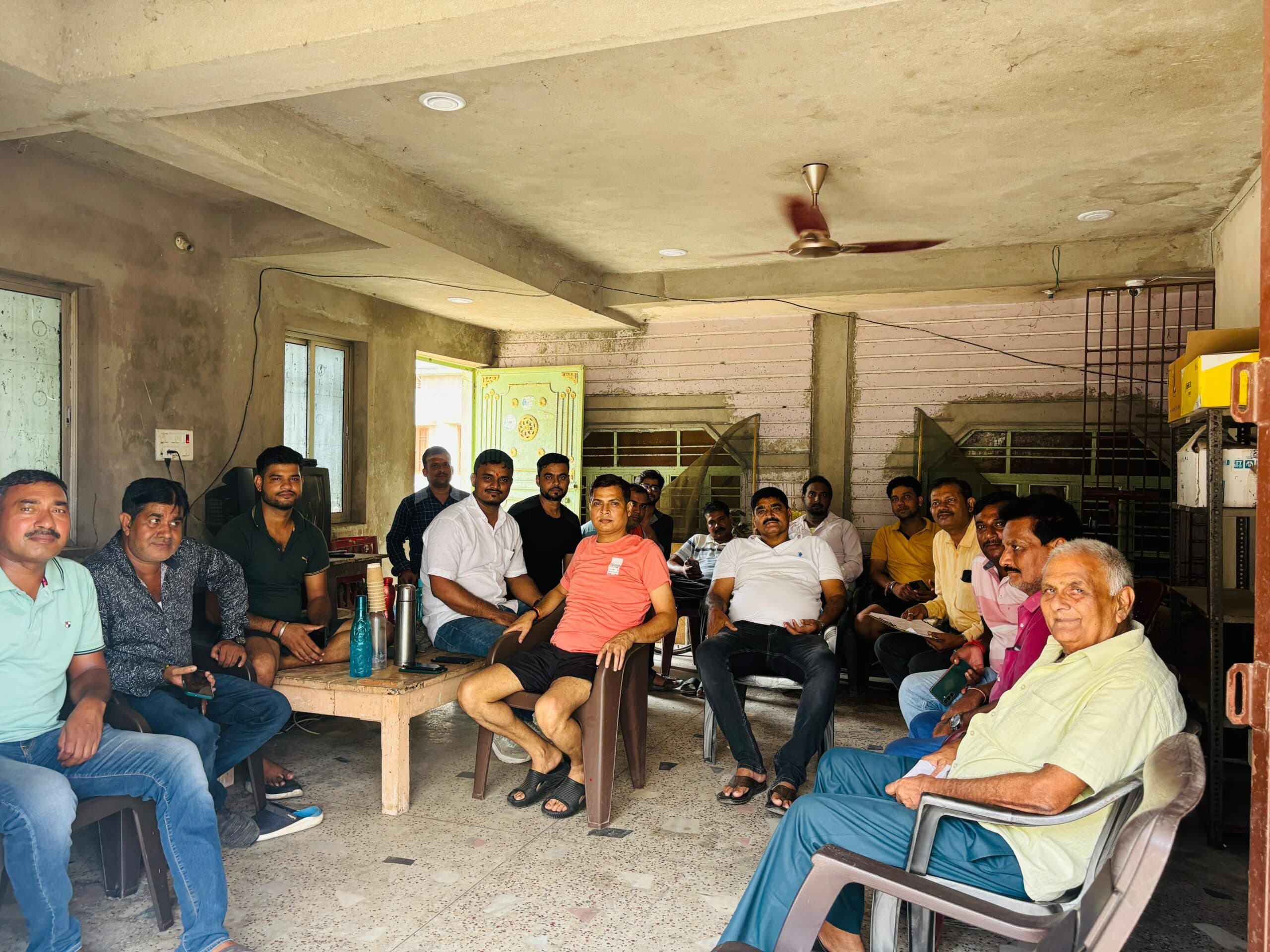 नाला निर्माण नहीं कराने पर मतदान बहिष्कार का लिया गया निर्णय