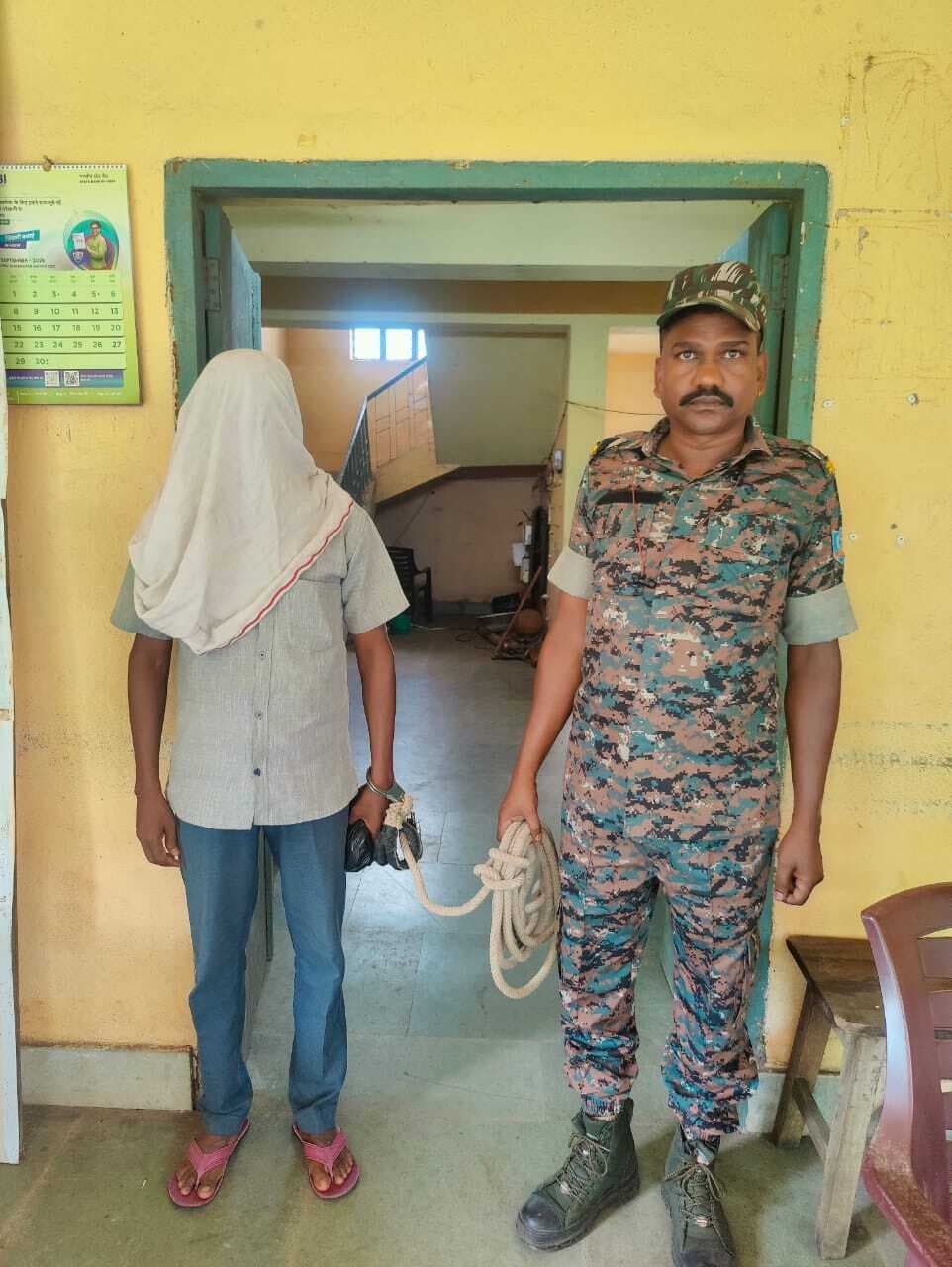 किशोरी को गर्भवती करने के बाद कराया गर्भपात, अधेड़ गिरफ्तार