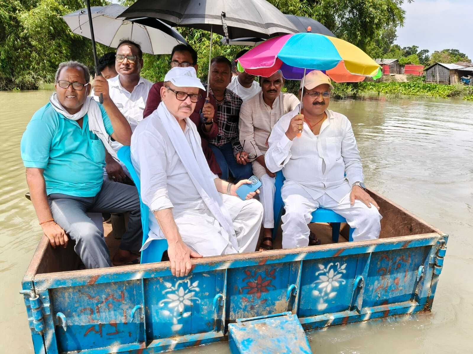 बाढ़-कटाव से त्रस्त व सरकार चुनाव की तैयारी में मस्त, सांसद