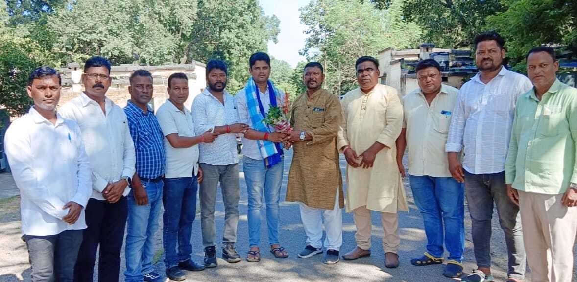 Jamshedpur news. मुखी समाज ने किया सतीश मुखी का अभिनंदन