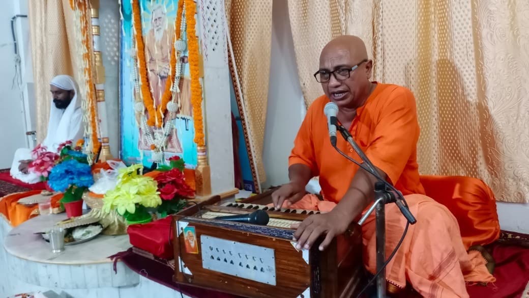 चलता-फिरता तीर्थराज है सत्संग : स्वामी शशि भूषण बाबा