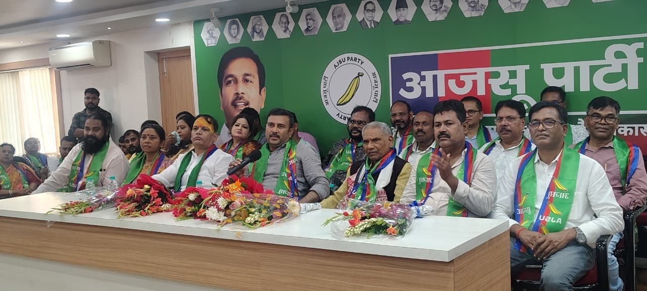 Political news : नगर निकाय चुनाव की तैयारी में जुट जायें आजसू कार्यकर्ता : सुदेश