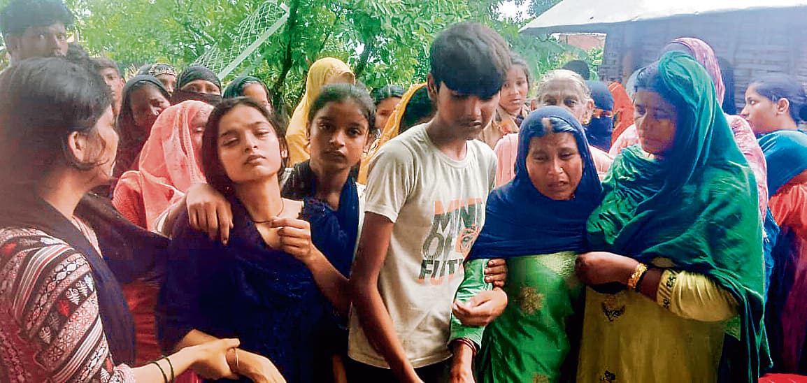 Gopalganj News : मीरगंज के भोज हाता गांव में ठनके की चपेट में आने से किसान की गयी जान