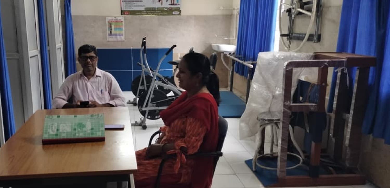 Bokaro News : फिजोयोथेरपी से बिना दवा के गंभीर दर्द की समस्या से मिलता है छुटकारा