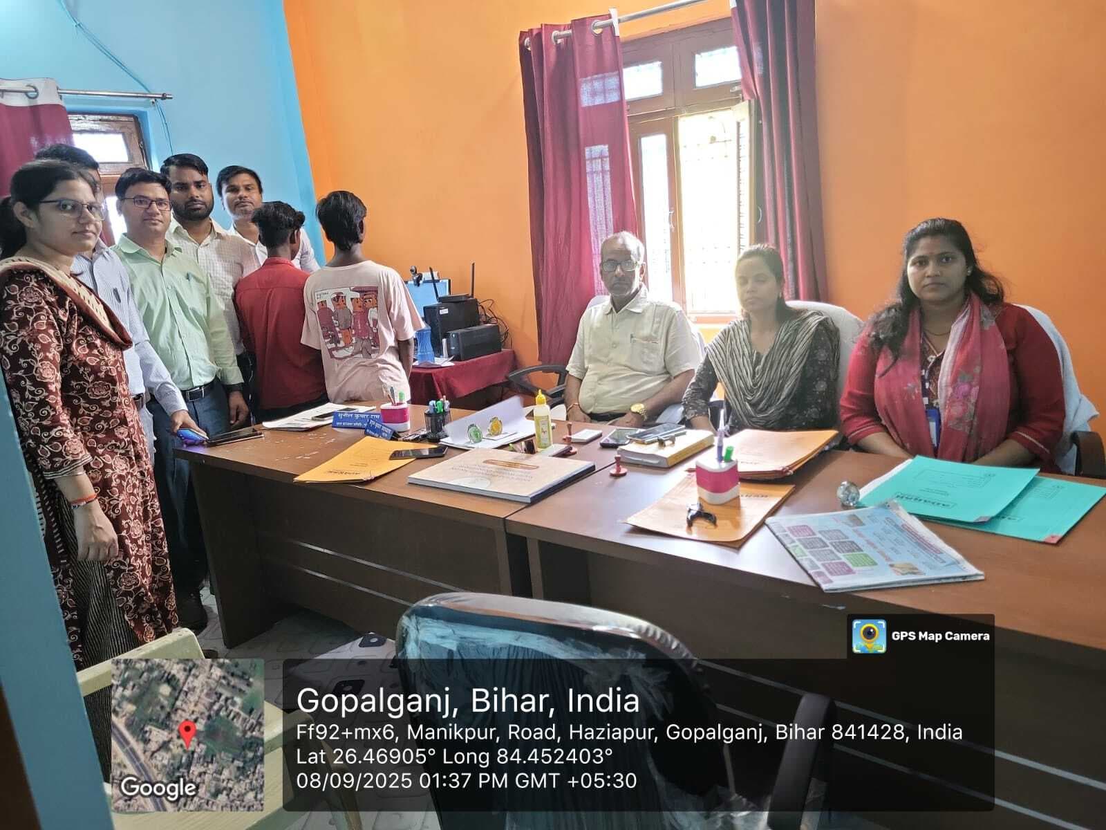 स्टेशन रोड में श्रम विभाग का छापा, दो बाल मजदूर कराये गये मुक्त