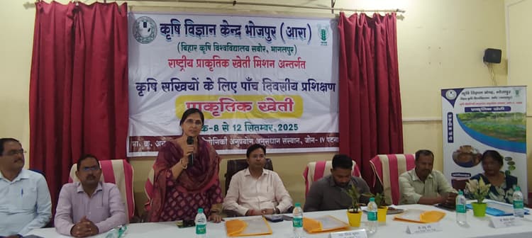 प्राकृतिक खेती समय की मांग है : डीएओ