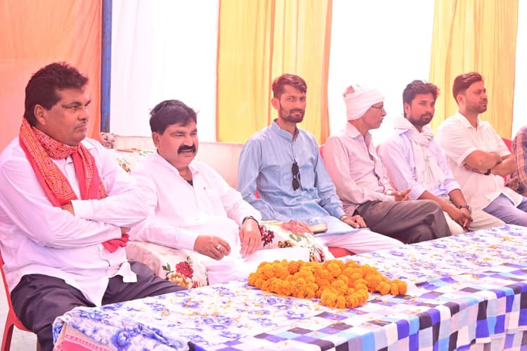 आपसी मतभेद को भुला चुनाव की तैयारियों में लग जाएं : राजू