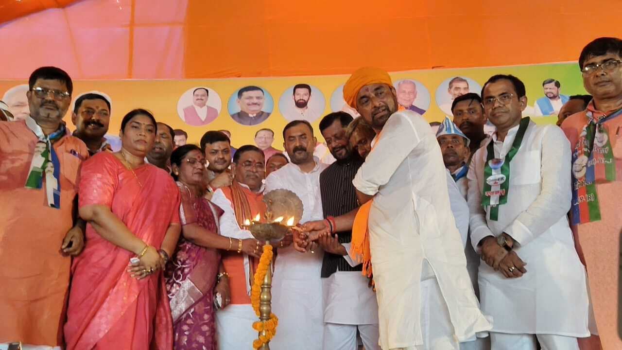 hajipur news. धर्म-संस्कृति की रक्षा के साथ विकास कार्य कर रही एनडीए की सरकार : मंत्री