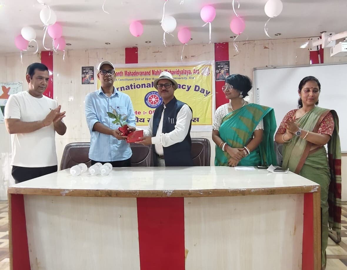 बिहार का साक्षरता दर सबसे कम : डॉ नरेंद्र