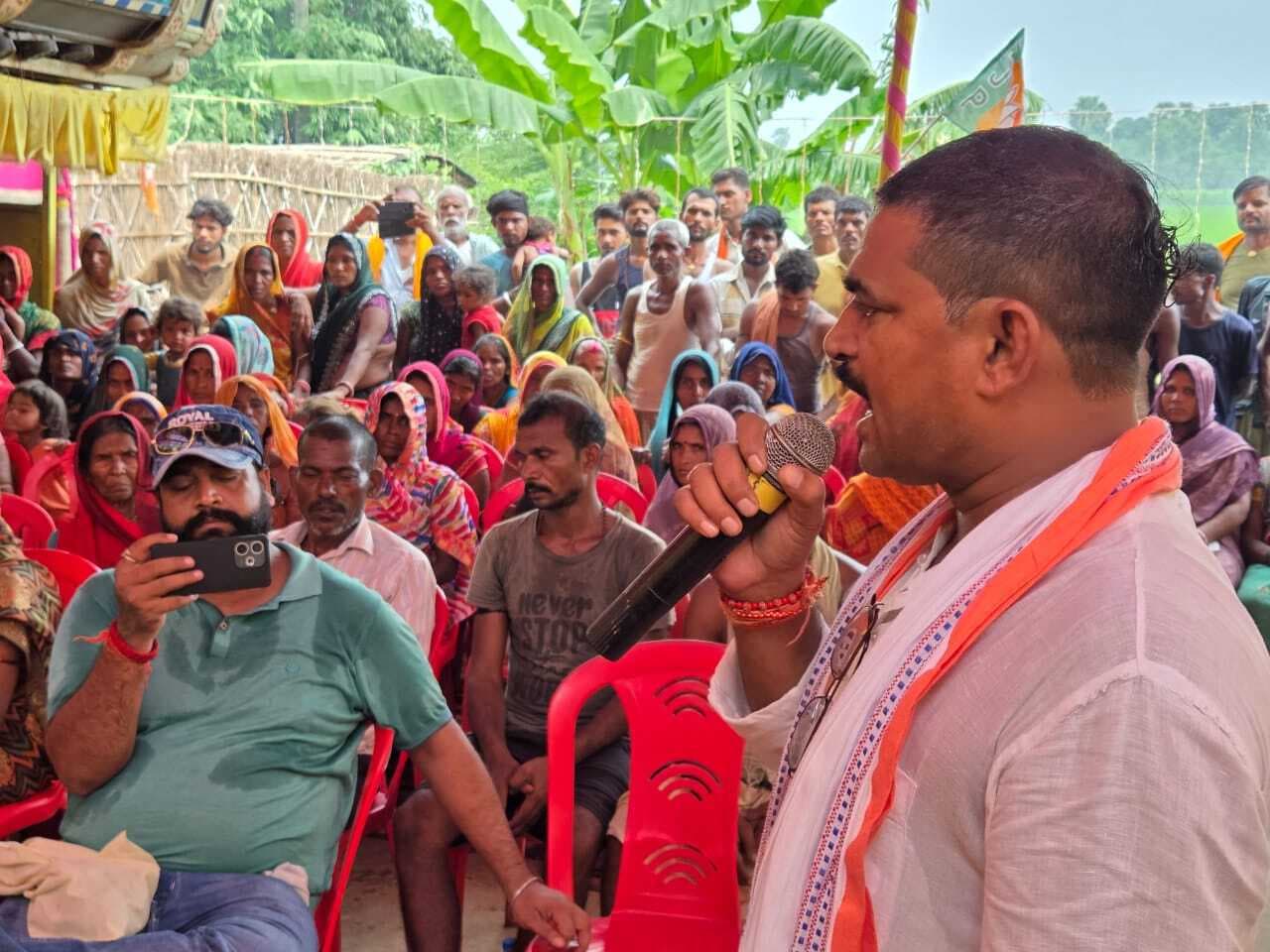 Samastipur News:बिरनामा में भाजपा कार्यकर्ताओं ने किया जनसंवाद