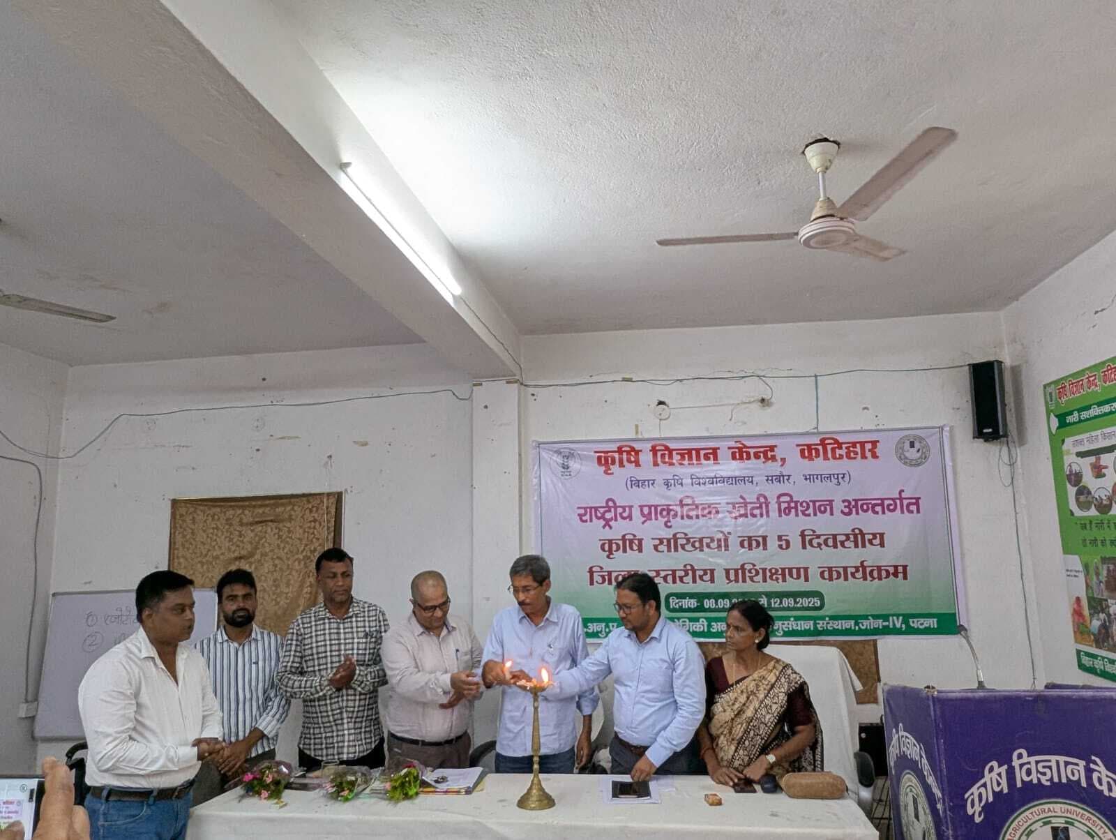 प्राकृतिक खेती से किसान रासायनिक उर्वरकों पर खत्म कर सकते हैं निर्भरता