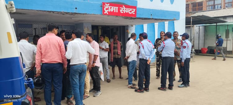 kaimur News : सड़क क्राॅस करने के दौरान वाहन के धक्के से अधिवक्ता की मौत