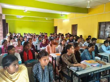 डिजिटल अरेस्ट से रहें सावधान, तुरंत 1930 पर करें कॉल