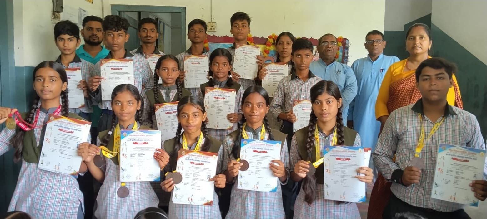 Baghbera sports news : प्रांतीय खेलकूद प्रतियोगिता में मनीषा, युवराज व अनन्या ने जीते पदक