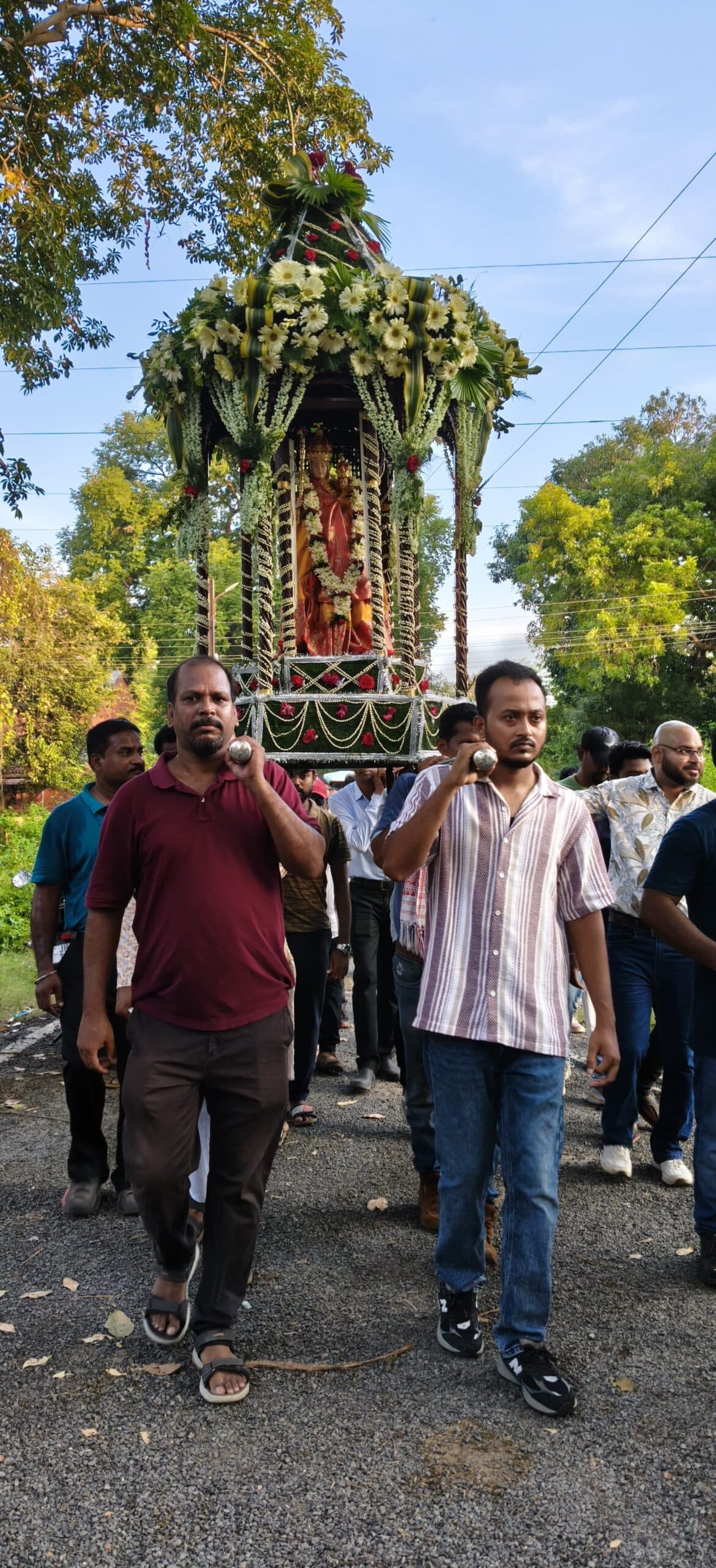 Chaibasa News : विश्वास और चमत्कार का प्रतीक हैं माता वेलंकणी : फादर पौलुस