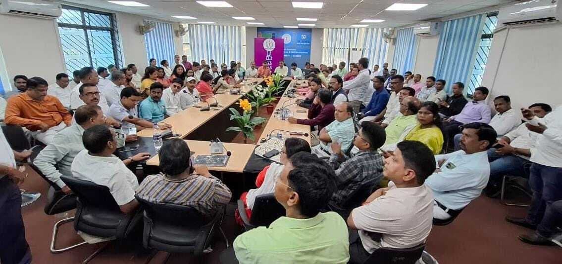 Chaibasa News : एमएसीपी बहाली व सेवानिवृत्ति आयु बढ़ाने को लेकर झारोटेफ का सम्मेलन